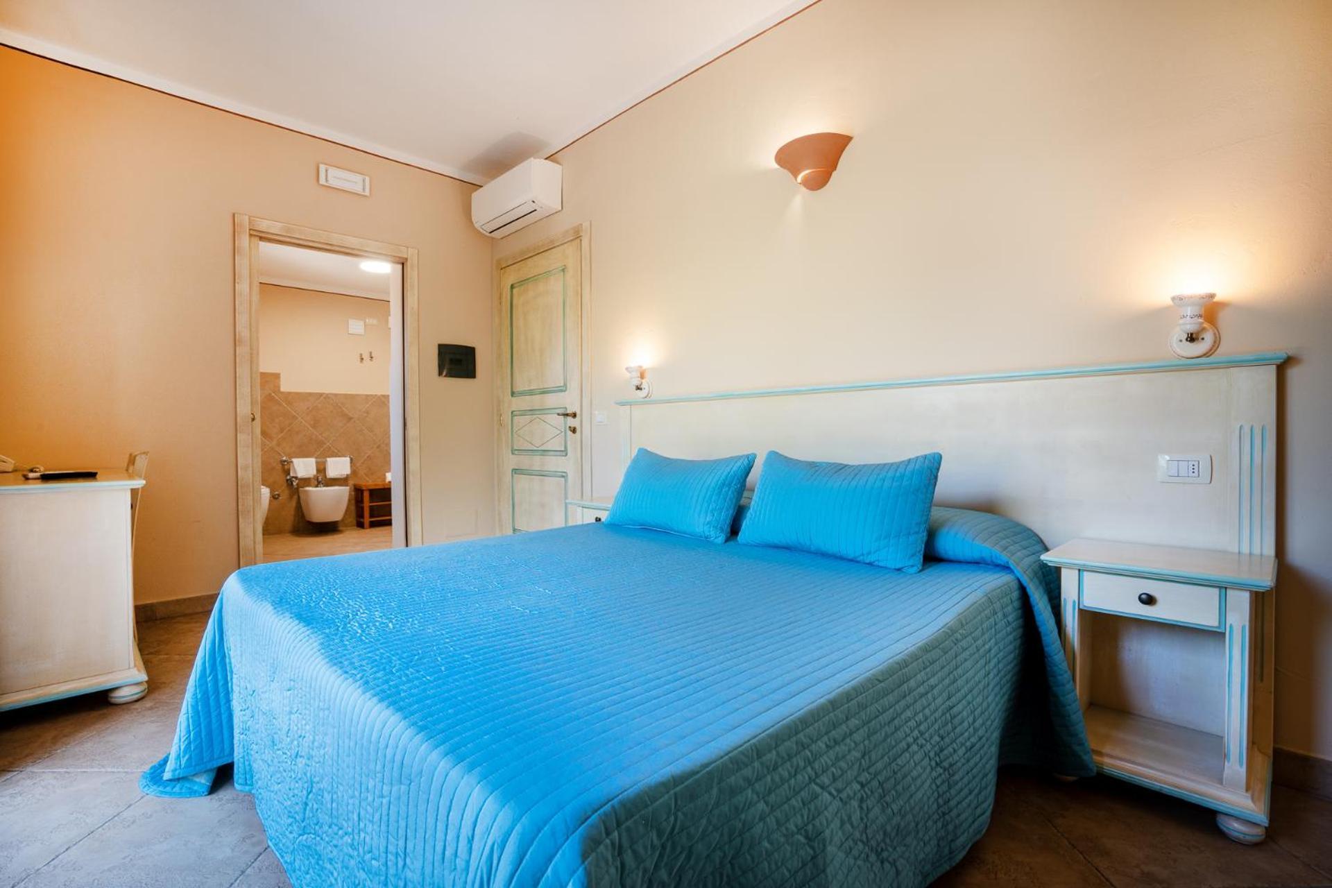 Hotel Lu Pitrali سان تيودورو المظهر الخارجي الصورة