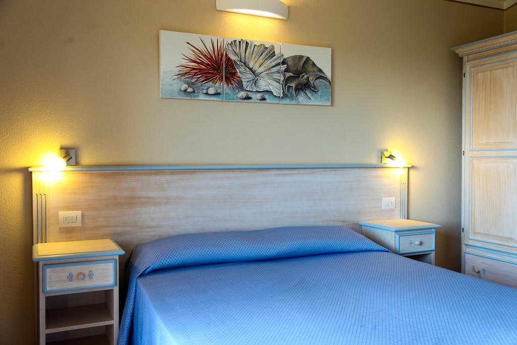 Hotel Lu Pitrali سان تيودورو المظهر الخارجي الصورة