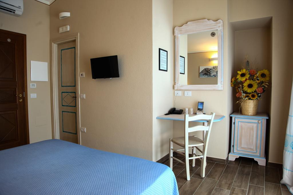 Hotel Lu Pitrali سان تيودورو المظهر الخارجي الصورة